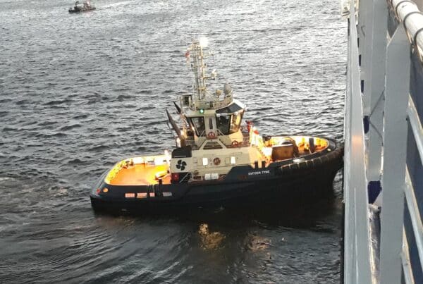 Tug boat pushing